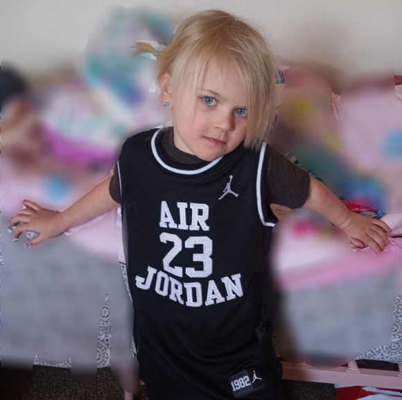 Small children's Michael Jordan jersey - Picture 2 of 3